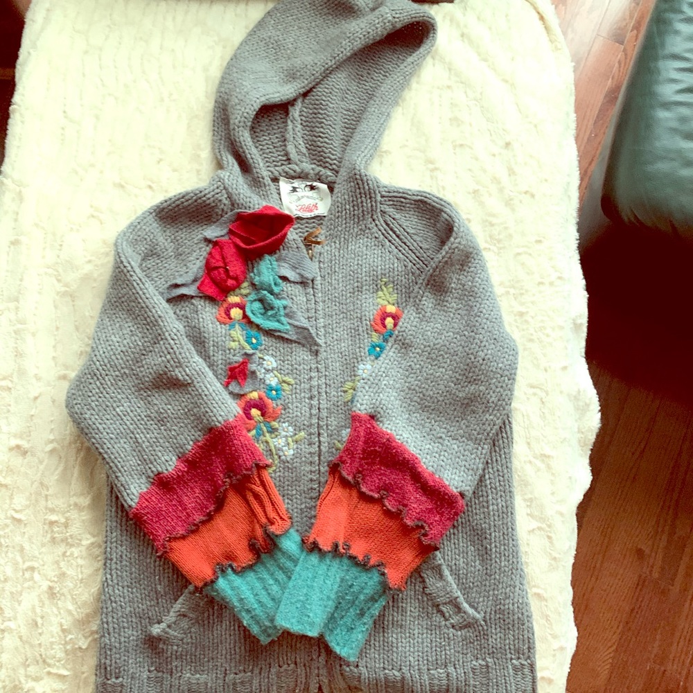 Lilith zip hooded sweater